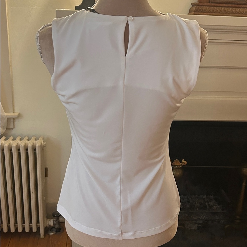 Calvin Klein Elegant White Sleeveless Top - Picture 2 of 3